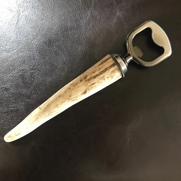 Handmade antler bottle opener - Picture 3 of 3